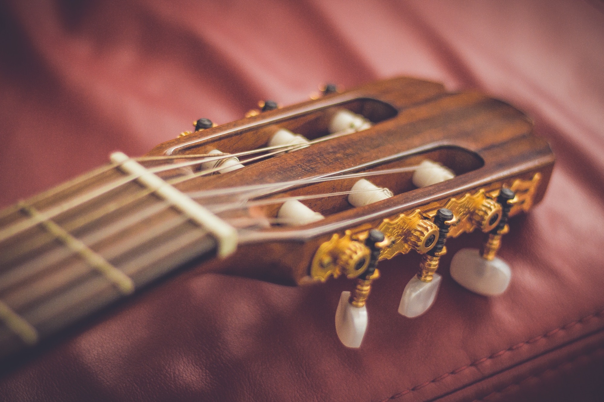 Choosing a Scale Length: Size, Sound, and Accuracy